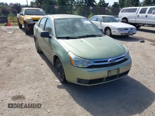 2008 Ford Focus SE z VIN 1FAHP35N38W158688, wystawiony jako IAAI lot #42466074 z przebiegiem 208 690 mil mil oraz . Historia ofert i sprzedaży dostępna na DreamBid. Obrazek 1.