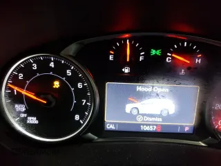 2024 GMC Terrain SLT with VIN 3GKALVEG1RL263925, listed as a Copart auction lot 49842095 with 10,657 mi miles and Salvage title. Bid and sale history available at DreamBid. Image 9.