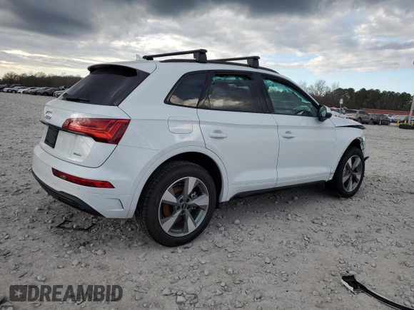 2024 Audi Q5 Premium Plus z VIN WA1BBAFY8R2131498, wystawiony jako Copart lot #44317935 z przebiegiem Nie podano mil oraz Szkoda całkowita • Salvage title. Historia ofert i sprzedaży dostępna na DreamBid. Obrazek 3.