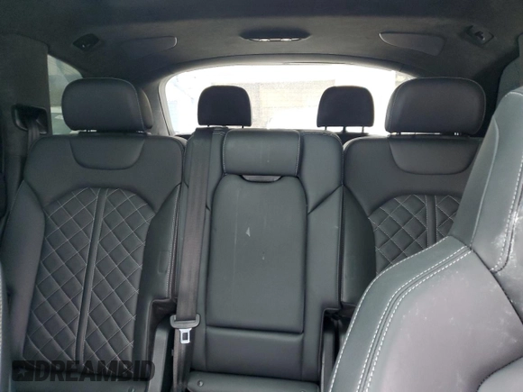 2020 Audi SQ7 z VIN WA1VWAF74LD012965, wystawiony jako Copart lot #64634414 z przebiegiem 67 166 mil mil oraz Szkoda całkowita • Salvage title. Historia ofert i sprzedaży dostępna na DreamBid. Obrazek 10.