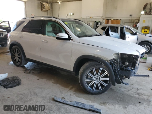 2024 Mercedes-Benz GLE 450 with VIN 4JGFB5KB1RB200365, listed as a Copart auction lot 65631214 with 1,792 mi miles and Salvage title. Bid and sale history available at DreamBid. Image 4.