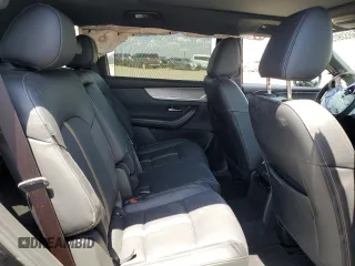 2025 Mazda CX-70 Premium Plus с VIN JM3KJEHA3S1113266, выставлен на аукционе Copart как лот 56539755 с пробегом 6 543 миль миль и Списание • Salvage title. История ставок и продаж доступна на DreamBid. Изображение 11.