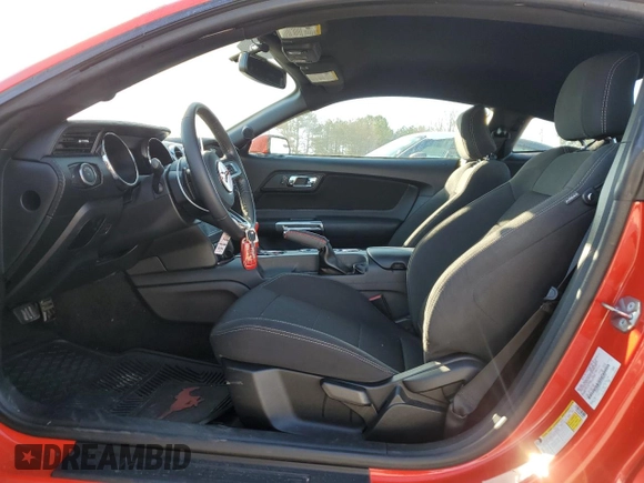2017 Ford Mustang V6 z VIN 1FA6P8AM9H5308858, wystawiony jako Copart lot #48109795 z przebiegiem 45 522 mil mil oraz Szkoda całkowita • Salvage title. Historia ofert i sprzedaży dostępna na DreamBid. Obrazek 7.