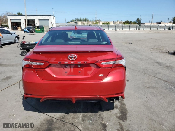 2020 Toyota Camry SE with VIN 4T1G11AK8LU336117, listed as a Copart auction lot 51085195 with 61,528 mi miles and Salvage Title. Bid and sale history available at carsss.com. Image 6.