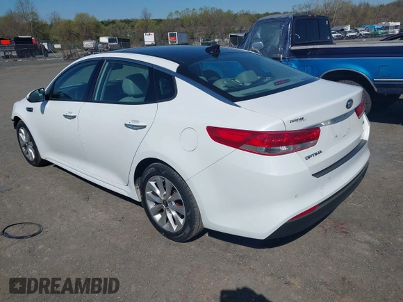 2016 Kia Optima EX with VIN 5XXGU4L35GG098080, listed as a IAAI auction lot 41994612 with 86,646 mi miles and . Bid and sale history available at carsss.com. Image 3.