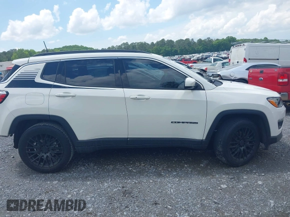 2018 Jeep Compass Altitude с VIN 3C4NJCBB2JT105839, выставлен на аукционе IAAI как лот 42155613 с пробегом 54 307 миль миль и . История ставок и продаж доступна на DreamBid. Изображение 13.