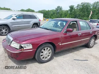 2005 Mercury Grand Marquis LS Premium z VIN 2MEHM75W05X636003, wystawiony jako IAAI lot #42480277 z przebiegiem 224 789 mil mil oraz . Historia ofert i sprzedaży dostępna na DreamBid. Obrazek 12.