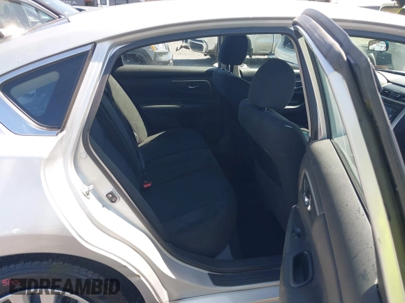 2015 Nissan Altima SV with VIN 1N4AL3AP1FC459401, listed as a IAAI auction lot 41918260 with 45,687 mi miles and . Bid and sale history available at DreamBid. Image 8.