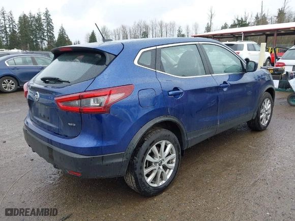 2022 Nissan Rogue Sport S with VIN JN1BJ1AWXNW481333, listed as a IAAI auction lot 41599172 with 61,778 mi miles. Bid and sale history available at carsss.com. Image 4.