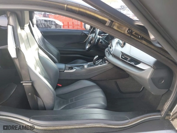 2016 BMW i8 with VIN WBY2Z2C50GV674856, listed as a IAAI auction lot 40862121 with NaN miles. Bid and sale history available at carsss.com. Image 5.