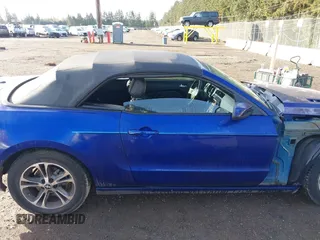 2014 Ford Mustang V6 with VIN 1ZVBP8EM2E5243069, listed as a IAAI auction lot 41725527 with 113,692 mi miles. Bid and sale history available at carsss.com. Image 14.