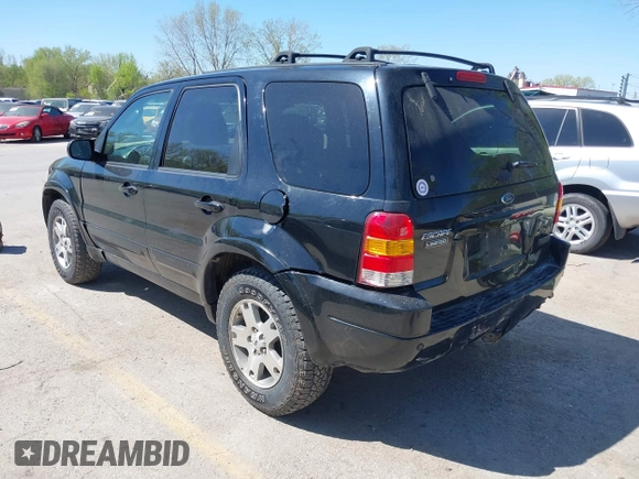 2003 Ford Escape Limited с VIN 1FMCU94103KB90251, выставлен на аукционе IAAI как лот 42034006 с пробегом 225 566 миль миль и . История ставок и продаж доступна на DreamBid. Изображение 3.