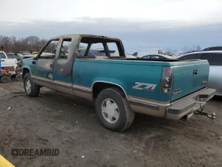 1995 GMC Sierra 1500 z VIN 2GTEK19K0S1570324, wystawiony jako Copart lot #43065205 z przebiegiem Nie podano mil oraz Szkody całkowita. Historia ofert i sprzedaży dostępna na DreamBid. Obrazek 2.