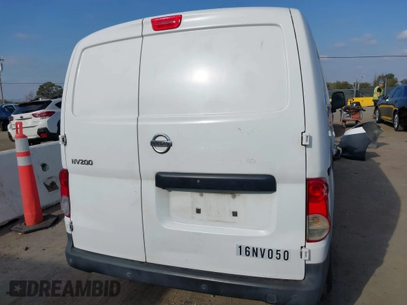 2016 Nissan NV200 S z VIN 3N6CM0KN2GK693227, wystawiony jako IAAI lot #41447456 z przebiegiem 193 593 mil mil oraz . Historia ofert i sprzedaży dostępna na DreamBid. Obrazek 17.