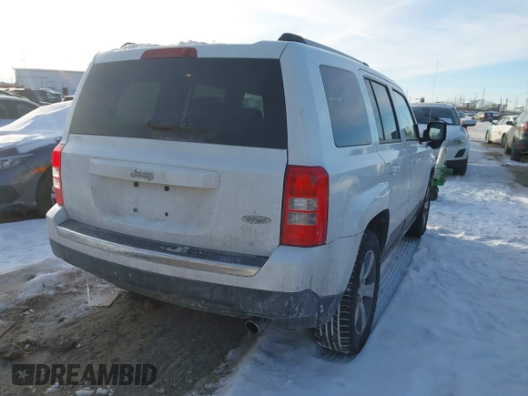 2016 Jeep Patriot Latitude with VIN 1C4NJPFA5GD621054, listed as a IAAI auction lot 41607714 with 118,625 mi miles and . Bid and sale history available at DreamBid. Image 4.