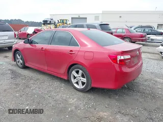 2012 Toyota Camry L with VIN 4T1BF1FK5CU595202, listed as a IAAI auction lot 41650202 with 199,683 mi miles. Bid and sale history available at carsss.com. Image 3.