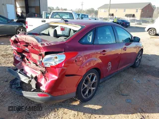 2014 Ford Focus SE с VIN 1FADP3F25EL231270, выставлен на аукционе IAAI как лот 41782043 с пробегом 123 836 миль миль и . История ставок и продаж доступна на DreamBid. Изображение 4.