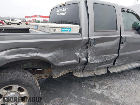 2013 Ford F-250 XL with VIN 1FT7W2B63DEB45617, listed as a IAAI auction lot 41456174 with 222,027 mi miles and . Bid and sale history available at DreamBid. Image 6.