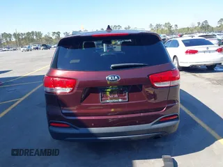 2016 Kia Sorento LX with VIN 5XYPGDA30GG154142, listed as a IAAI auction lot 41899356 with 141,312 mi miles. Bid and sale history available at carsss.com. Image 17.
