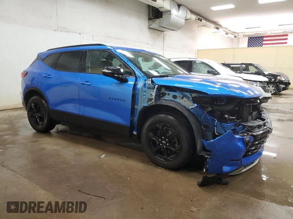 2024 Chevrolet Blazer LT с VIN 3GNKBDR44RS192617, выставлен на аукционе Copart как лот 44419055 с пробегом 8 726 миль миль и Списание • Salvage title. История ставок и продаж доступна на DreamBid. Изображение 4.