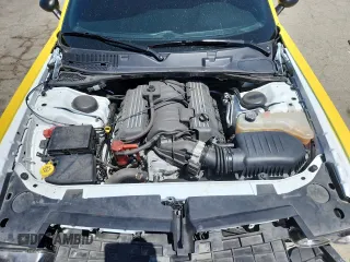 2021 Dodge Challenger R/T Scat Pack Widebody z VIN 2C3CDZFJ8MH594266, wystawiony jako Copart lot #56887575 z przebiegiem 28 748 mil mil oraz Szkoda całkowita • Salvage title. Historia ofert i sprzedaży dostępna na DreamBid. Obrazek 11.