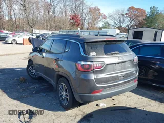 2020 Jeep Compass Latitude w/Sun/Safety Pkg with VIN 3C4NJCBB2LT241780, listed as a IAAI auction lot 41118805 with 74,891 mi miles. Bid and sale history available at carsss.com. Image 3.