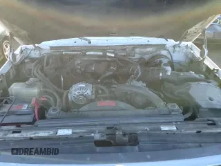 1997 Ford F-250 z VIN 1FTHX25F5VED07651, wystawiony jako Copart lot #87223024 z przebiegiem 221 981 mil mil oraz Czysty tytuł • Clean title. Historia ofert i sprzedaży dostępna na DreamBid. Obrazek 13.