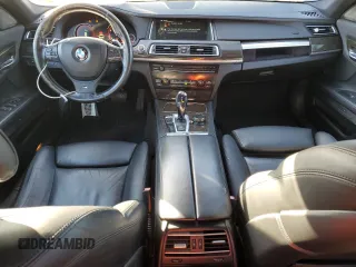 2014 BMW 7 Series ALPINA B7 z VIN WBAYE8C56ED136382, wystawiony jako Copart lot #43106485 z przebiegiem 87 601 mil mil oraz Tytuł czysty. Historia ofert i sprzedaży dostępna na DreamBid. Obrazek 8.