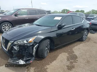 2020 Nissan Altima SL z VIN 1N4BL4EV1LC229811, wystawiony jako IAAI lot #42178544 z przebiegiem 75 430 mil mil oraz . Historia ofert i sprzedaży dostępna na DreamBid. Obrazek 2.