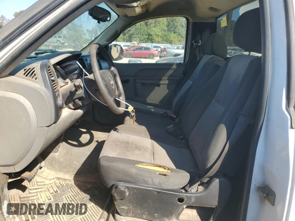 2008 GMC Sierra 1500 with VIN 1GTHC24K78E123830, listed as a Copart auction lot 77685284 with 389,286 mi miles and Clean Title. Bid and sale history available at DreamBid. Image 7.