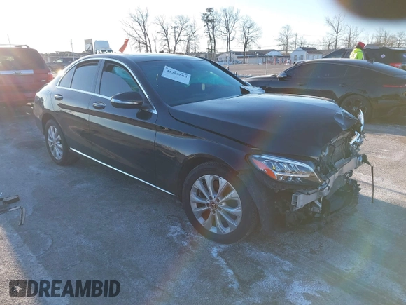 2019 Mercedes-Benz C 300 with VIN 55SWF8EB1KU305740, listed as a IAAI auction lot 41288686 with 101,908 mi miles and . Bid and sale history available at carsss.com. Image 1.