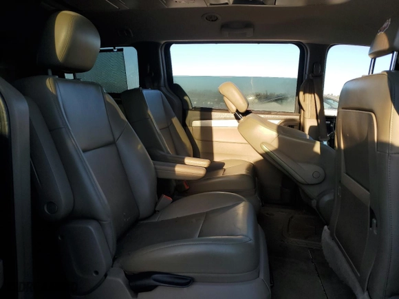2011 Volkswagen Routan SE with VIN 2V4RW3DG8BR670831, listed as a Copart auction lot 76255734 with 136,665 mi miles and Salvage Title. Bid and sale history available at carsss.com. Image 11.