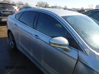 2019 Ford Fusion SEL with VIN 3FA6P0CD5KR270726, listed as a IAAI auction lot 41632088 with 131,820 mi miles. Bid and sale history available at carsss.com. Image 13.