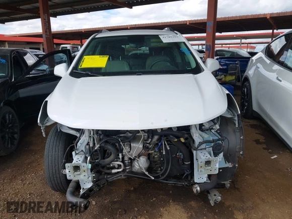 2020 Chevrolet Trax LT with VIN 3GNCJLSB4LL171777, listed as a IAAI auction lot 41789393 with 39,130 mi miles and . Bid and sale history available at DreamBid. Image 13.