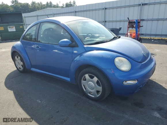 2001 Volkswagen New Beetle GLS with VIN 3VWCK21CX1M447975, listed as a Copart auction lot 71969754 with 90,799 mi miles and Salvage Title. Bid and sale history available at carsss.com. Image 4.