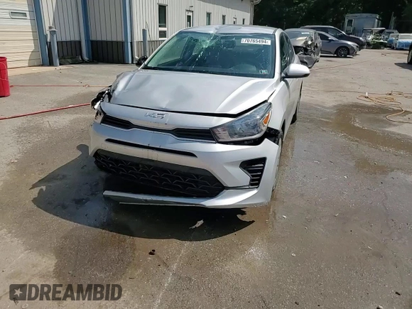 2022 Kia Rio S with VIN 3KPA24AD6NE474136, listed as a Copart auction lot 70765494 with 30,568 mi miles and Salvage Title. Bid and sale history available at DreamBid. Image 14.