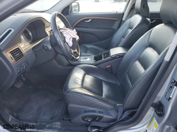2010 Volvo XC70 3.2L with VIN YV4960BZ6A1090264, listed as a Copart auction lot 89408675 with 92057 miles and Salvage Title. Bid and sale history available at carsss.com. Image 7.