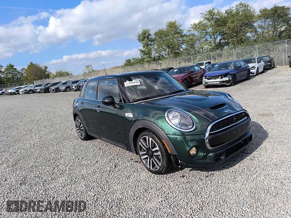 2019 MINI Hardtop 4 Door Cooper S with VIN WMWXU3C57K2H87810, listed as a Copart auction lot 54734575 with 39,785 mi miles and Salvage Title. Bid and sale history available at DreamBid. Image 3.