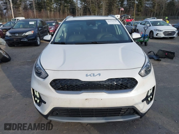 2022 Kia Niro LX with VIN KNDCB3LC6N5524214, listed as a IAAI auction lot 41259745 with 46,815 mi miles. Bid and sale history available at carsss.com. Image 12.