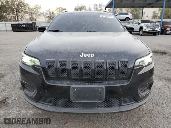 2020 Jeep Cherokee Latitude with VIN 1C4PJMCBXLD555020, listed as a Copart auction lot 87335284 with 137,121 mi miles and Salvage Title. Bid and sale history available at carsss.com. Image 5.