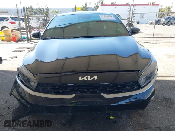 2024 Kia Forte LXS with VIN 3KPF24AD3RE840663, listed as a IAAI auction lot 41858540 with 4,551 mi miles and . Bid and sale history available at DreamBid. Image 6.