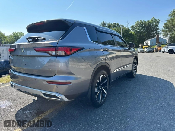 2022 Mitsubishi Outlander SE z VIN JA4J4UA86NZ050077, wystawiony jako Copart lot #61336925 z przebiegiem 78 783 mil mil oraz Czysty tytuł • Clean title. Historia ofert i sprzedaży dostępna na DreamBid. Obrazek 3.