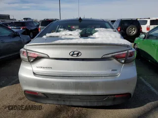 2017 Hyundai Sonata Hybrid Limited with VIN KMHE34L12HA050795, listed as a Copart auction lot 38795093 with 0 mi miles. Bid and sale history available at carsss.com. Image 6.