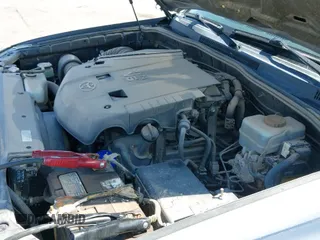 2006 Toyota 4Runner SR5 with VIN JTEZU14R668053060, listed as a IAAI auction lot 43061830 with 74,577 mi miles and . Bid and sale history available at DreamBid. Image 19.