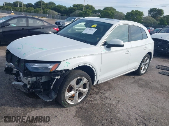 2021 Audi Q5 Prestige with VIN WA1CAAFY7M2055059, listed as a IAAI auction lot 41208519 with 31,806 mi miles. Bid and sale history available at carsss.com. Image 2.