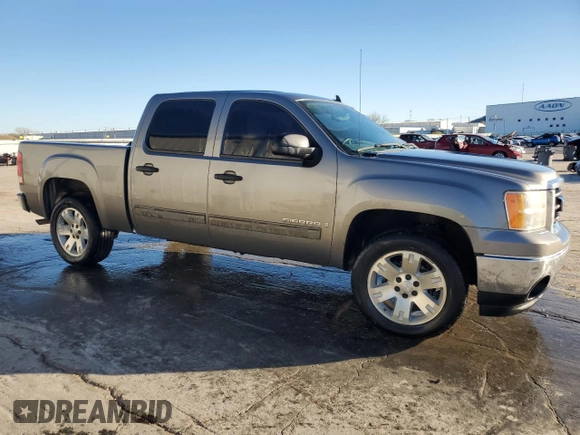 2008 GMC Sierra 1500 SLT z VIN 2GTEC13J981336589, wystawiony jako Copart lot #88879545 z przebiegiem 204 238 mil mil oraz Szkoda całkowita • Salvage title. Historia ofert i sprzedaży dostępna na DreamBid. Obrazek 4.