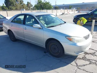 2003 Toyota Camry LE с VIN JTDBE30KX30152854, выставлен на аукционе IAAI как лот 42395977 с пробегом 268 862 миль миль и . История ставок и продаж доступна на DreamBid. Изображение 1.