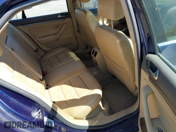 2006 Volkswagen Jetta 1.9L TDI with VIN 3VWDT81K56M688605, listed as a IAAI auction lot 42650004 with Not provided miles and . Bid and sale history available at DreamBid. Image 8.