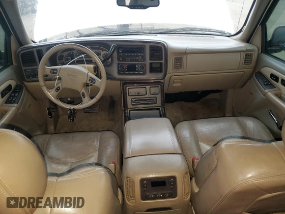2006 GMC Sierra Denali z VIN 2GTEK63N761316163, wystawiony jako Copart lot #59637545 z przebiegiem 228 952 mil mil oraz Czysty tytuł • Clean title. Historia ofert i sprzedaży dostępna na DreamBid. Obrazek 8.