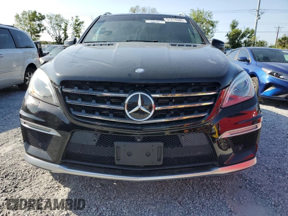 2015 Mercedes-Benz M ML 63 AMG with VIN 4JGDA7EB6FA469397, listed as a Copart auction lot 51274585 with 141,947 mi miles and Clean Title. Bid and sale history available at carsss.com. Image 5.